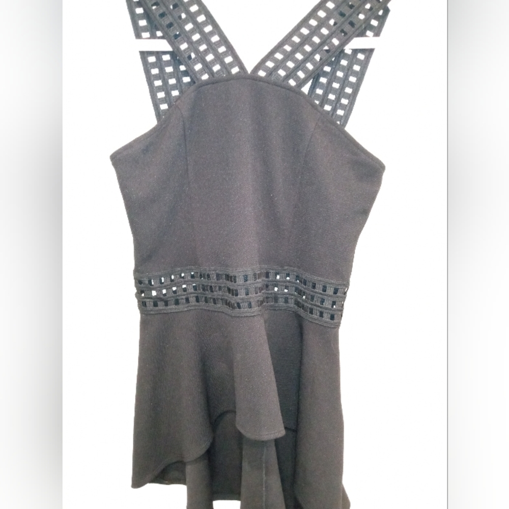 BeBe black Sz small sleeveless crochet Hilo woman stop